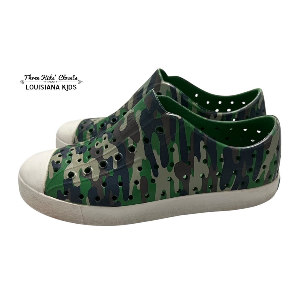 Native Jefferson J1 Green Camouflage Sneaker Sandals Water Shoes